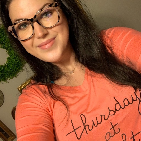 Meet your Posher, Crystal - Picture 7 of 16